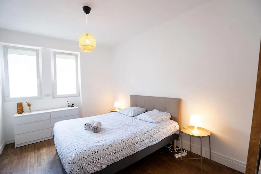 Appartement T3 Avec Jardin Lanester Apartman